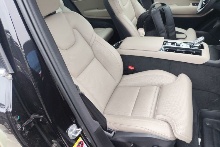 Used Volvo XC90 New Energy 2025 Facelifted T8 Luxury Flagship 7-Seater Right Front Seat