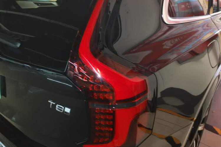 Used Volvo XC90 New Energy 2025 Facelifted T8 Luxury Flagship 7-Seater Right Rear Taillight