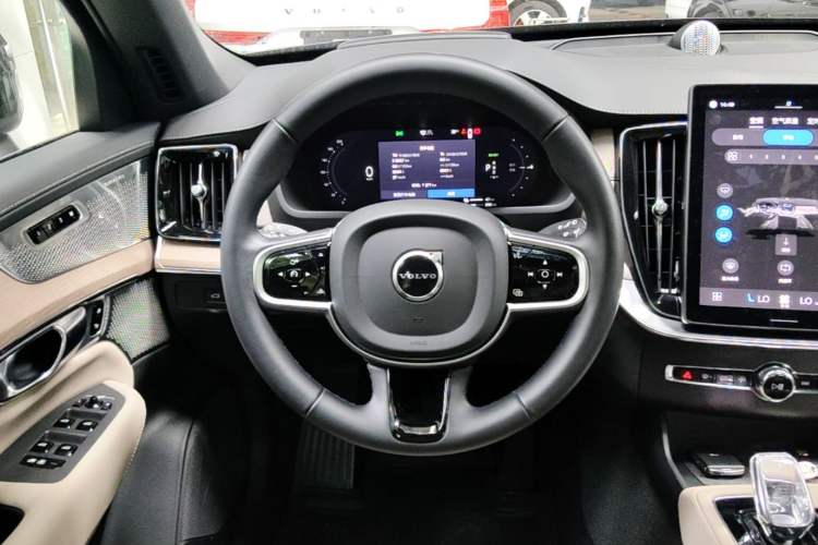 Used Volvo XC90 New Energy 2025 Facelifted T8 Luxury Flagship 7-Seater Steering Wheel