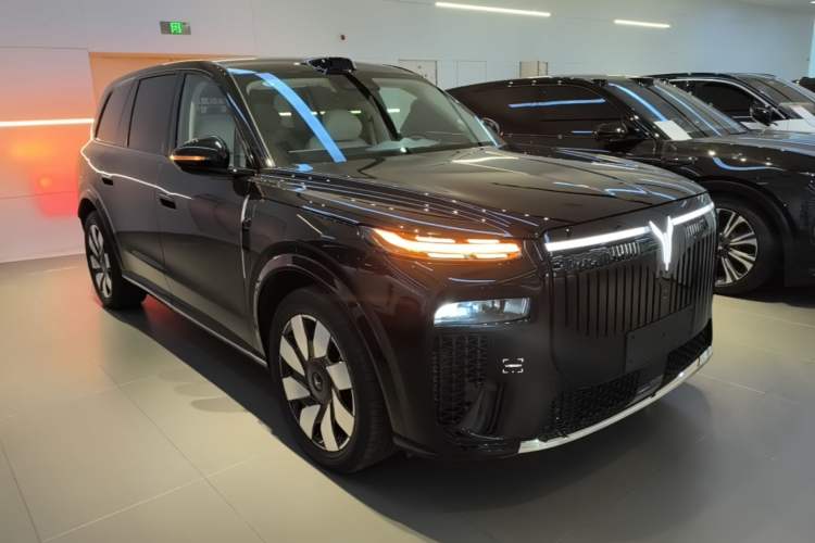 Used VOYAH Avatr Taishan X8 2026 Model Plug-in Hybrid ULTRA Exterior 1