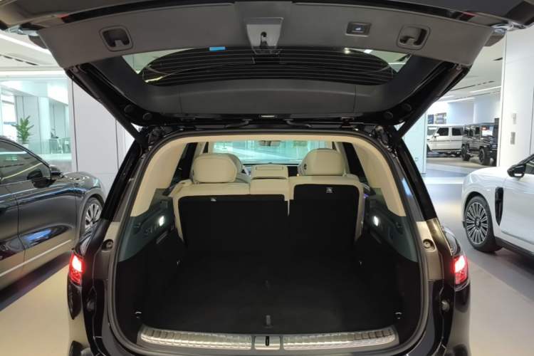Used VOYAH Avatr Taishan X8 2026 Model Plug-in Hybrid ULTRA Trunk