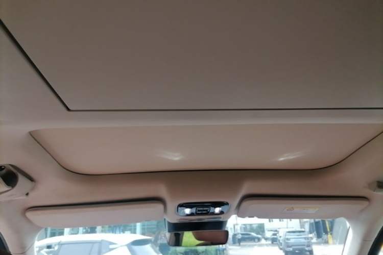 Used VOYAH Avatr Taishan X8 2026 Model Plug-in Hybrid ULTRA Headliner
