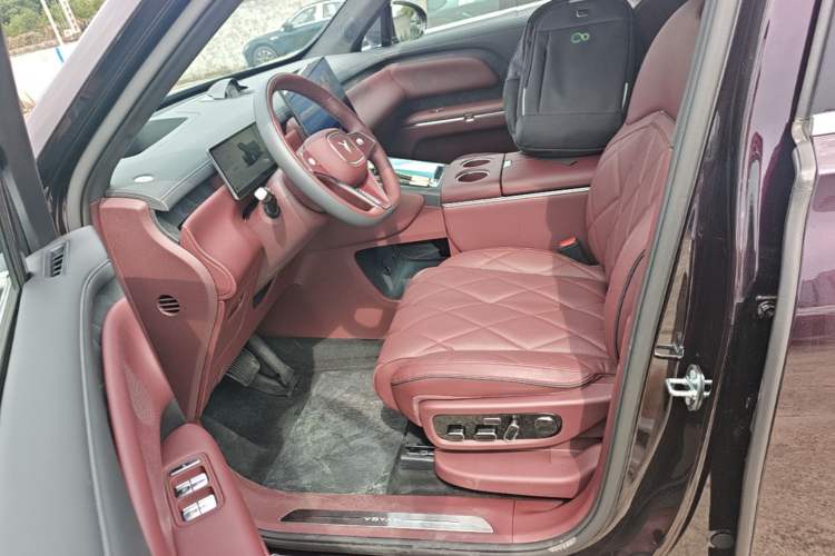 Used VOYAH Avatr Taishan X8 2026 Model Plug-in Hybrid ULTRA+ Left Front Seat