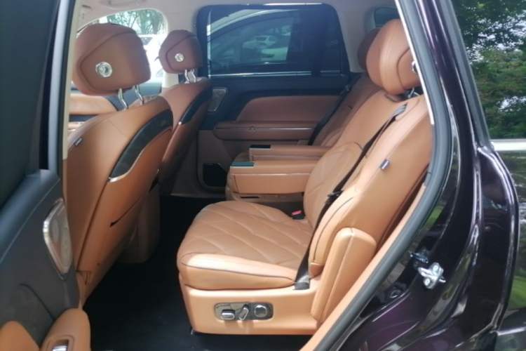 Used VOYAH Avatr Taishan X8 2026 Model Plug-in Hybrid ULTRA Left Rear Seat