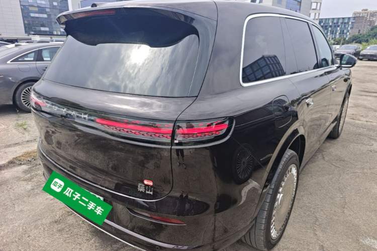 Used VOYAH Avatr Taishan X8 2026 Model Plug-in Hybrid ULTRA+ Rear Right 45 Deg