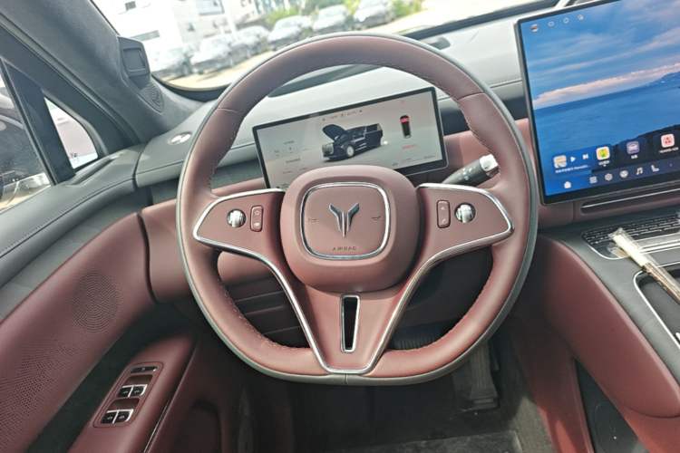 Used VOYAH Avatr Taishan X8 2026 Model Plug-in Hybrid ULTRA+ Steering Wheel