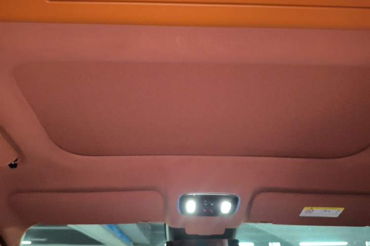 Used VOYAH Avatr Taishan X8 2026 Model Plug-in Hybrid ULTRA+ Headliner