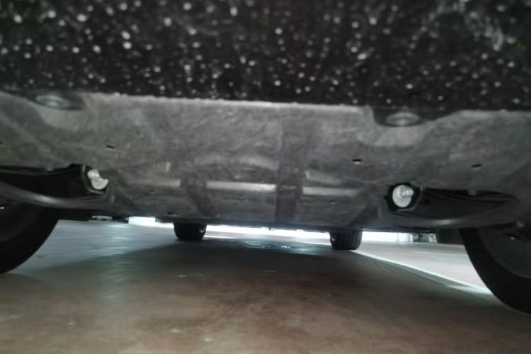 Used VOYAH COURAGE 2024 Long-Range Smart Edition Chassis Rear