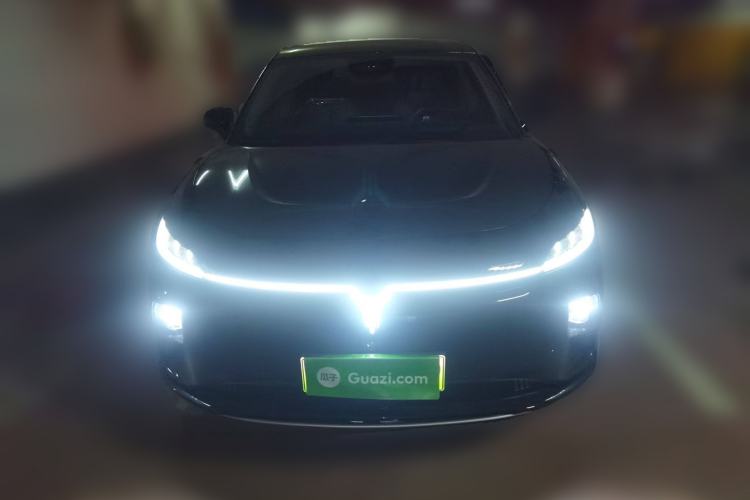 Used VOYAH COURAGE 2024 Long-Range Smart Edition Front