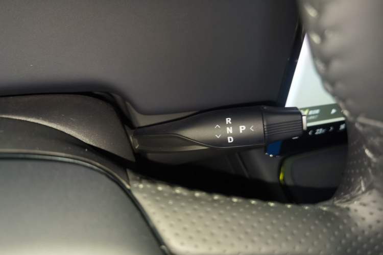 Used VOYAH COURAGE 2024 Long-Range Smart Edition Gear Lever
