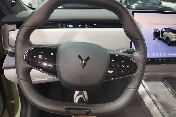 Used VOYAH COURAGE 2024 Long-Range Supercharge Edition Steering Wheel