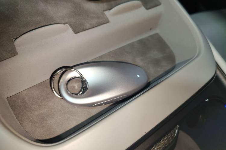 Used VOYAH COURAGE 2024 Long-Range Supercharge Edition Vehicle Key