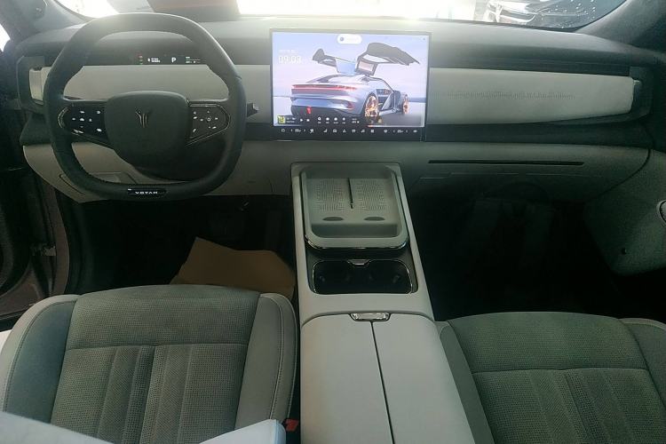 Used VOYAH COURAGE 2024 Ultra-Long Range Smart Enjoyment Version Interior 2