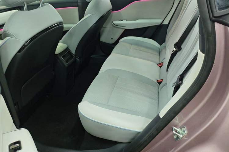 Used VOYAH COURAGE 2024 Four-Wheel Drive Global Edition Left Rear Seat