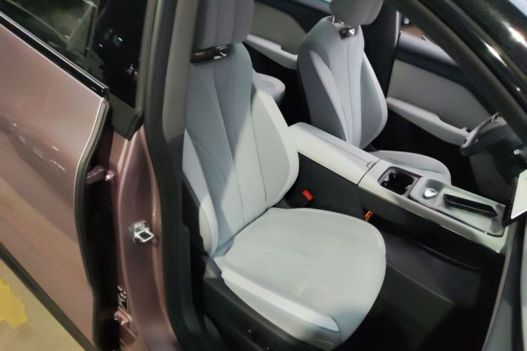 Used VOYAH COURAGE 2024 Four-Wheel Drive Global Edition Right Front Seat