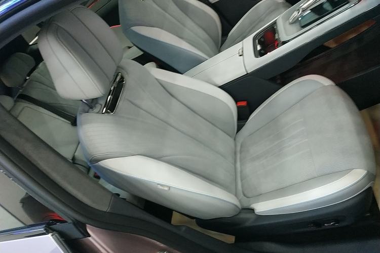 Used VOYAH COURAGE 2024 Ultra-Long Range Smart Enjoyment Version Right Front Seat