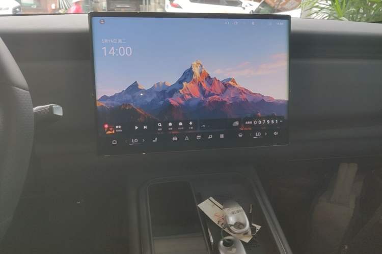 Used VOYAH COURAGE 2024 Four-Wheel Drive Global Edition Audio And AC Panel