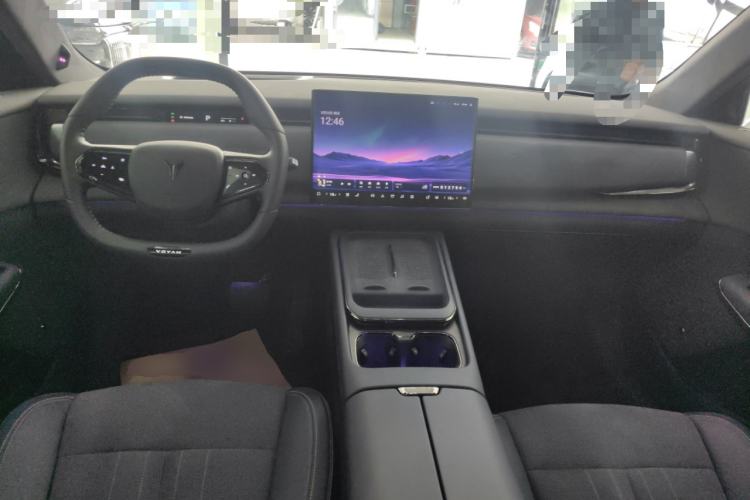 Used VOYAH COURAGE 2024 Four-Wheel Drive Global Edition Center Console
