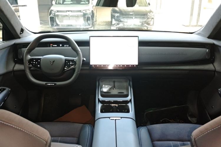 Used VOYAH COURAGE 2024 Long-Range Supercharge Edition Center Console