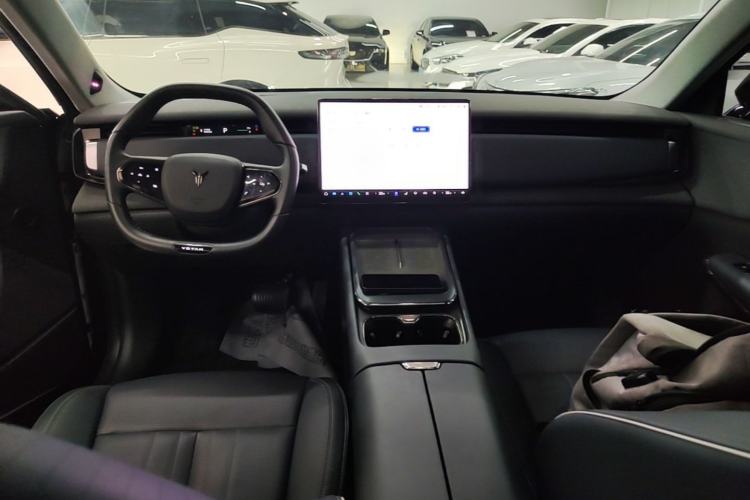 Used VOYAH COURAGE 2024 Long-Range Smart Edition Center Console