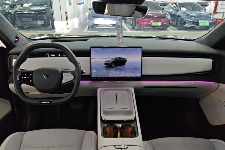 Used VOYAH COURAGE 2024 Long-Range Supercharge Edition Center Console