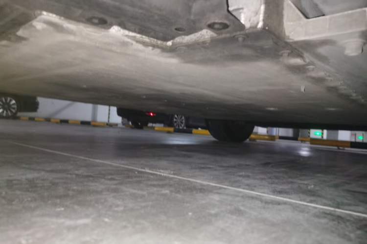 Used VOYAH COURAGE 2024 Four-Wheel Drive Global Edition Chassis Rear Right
