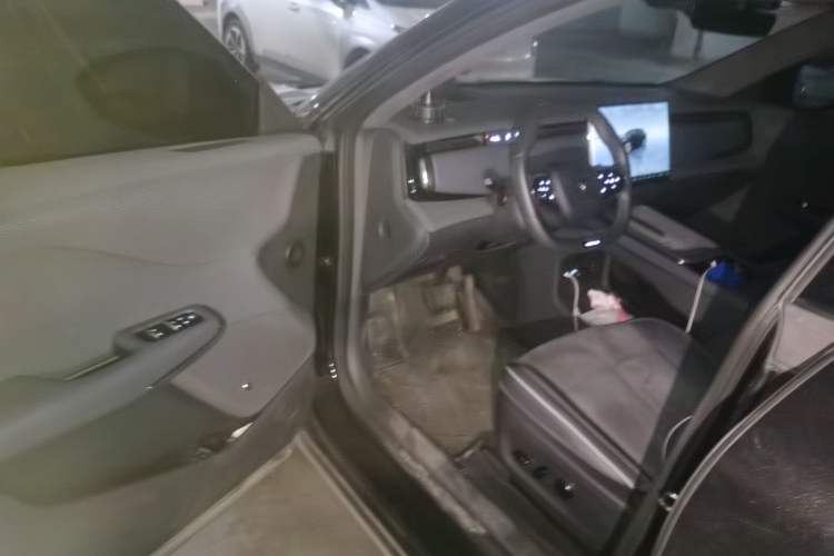 Used VOYAH COURAGE 2024 Four-Wheel Drive Global Edition Driver Seat