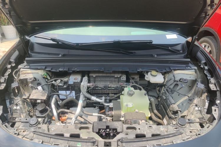 Used VOYAH COURAGE 2024 Long-Range Supercharge Edition Engine Bay