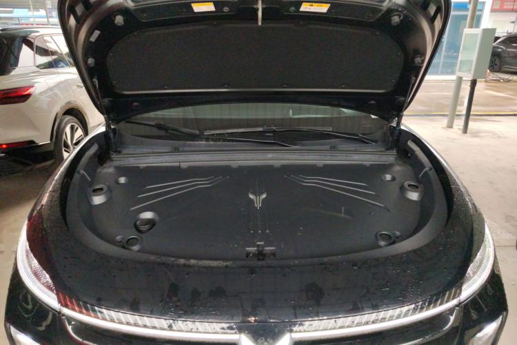 Used VOYAH COURAGE 2024 Long-Range Supercharge Edition Engine Bay
