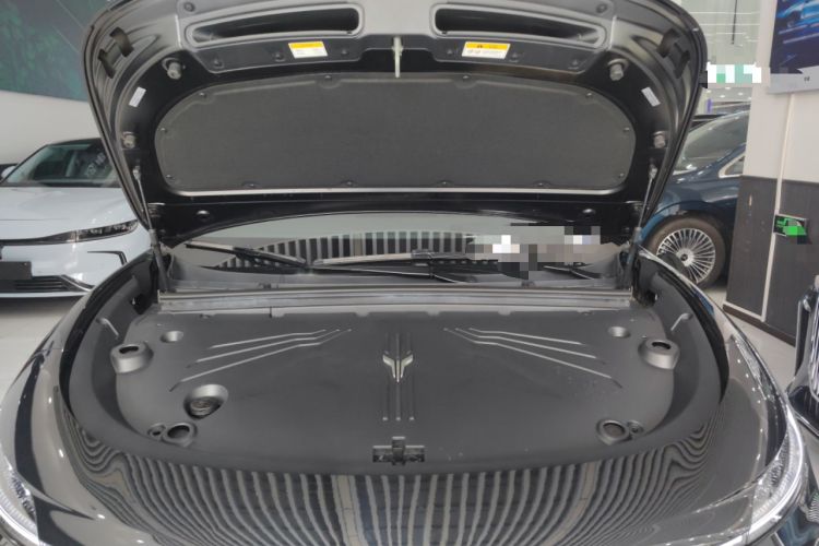 Used VOYAH COURAGE 2024 Four-Wheel Drive Global Edition Engine Bay