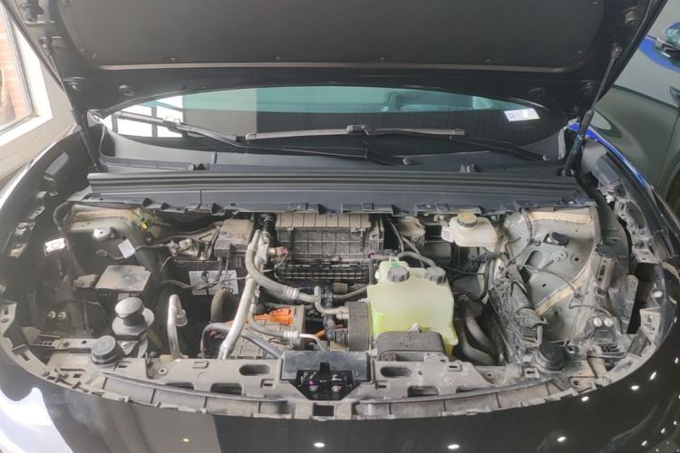 Used VOYAH COURAGE 2024 Long-Range Smart Edition Engine Bay