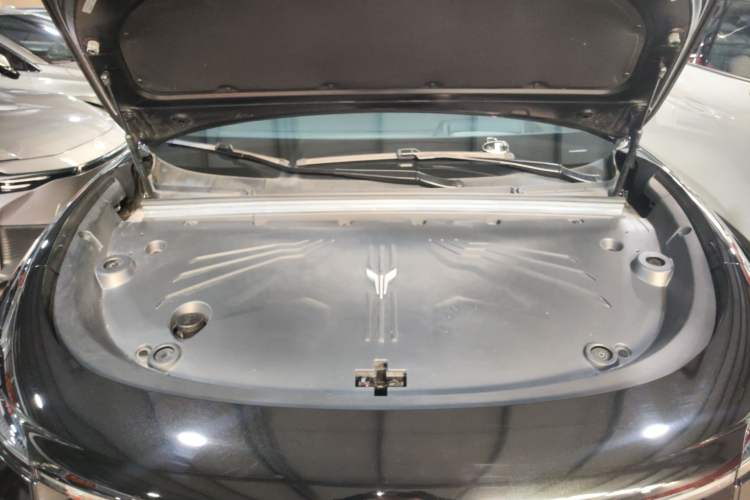 Used VOYAH COURAGE 2024 Four-Wheel Drive Global Edition Engine Bay