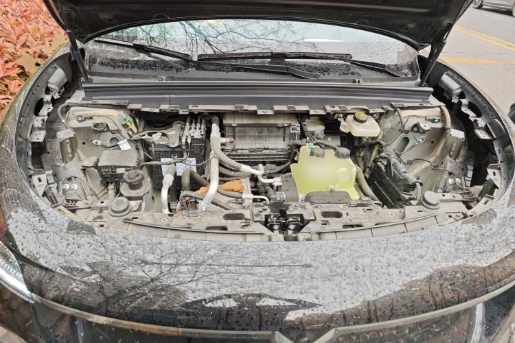 Used VOYAH COURAGE 2024 Four-Wheel Drive Global Edition Engine Bay