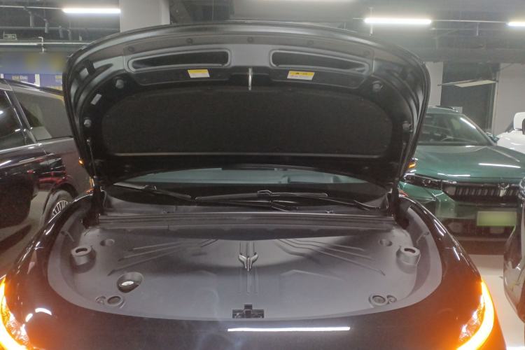 Used VOYAH COURAGE 2024 Long-Range Supercharge Edition Engine Bay