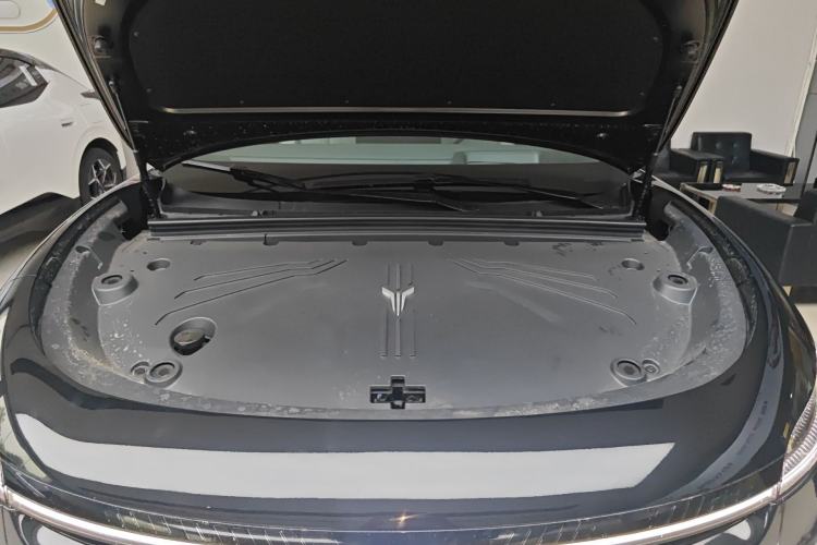 Used VOYAH COURAGE 2024 Long-Range Supercharge Edition Engine Bay