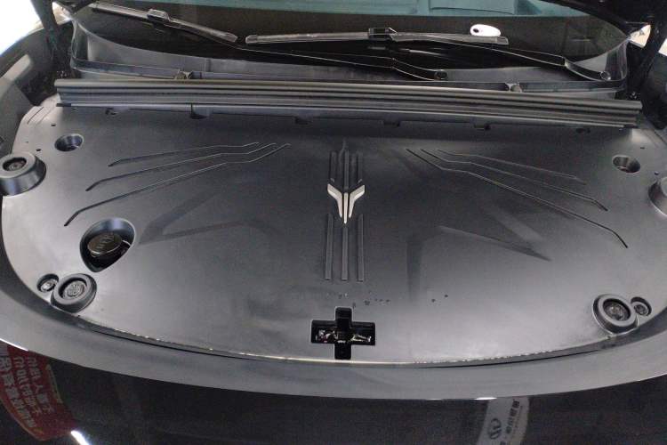 Used VOYAH COURAGE 2024 Four-Wheel Drive Global Edition Engine Bay