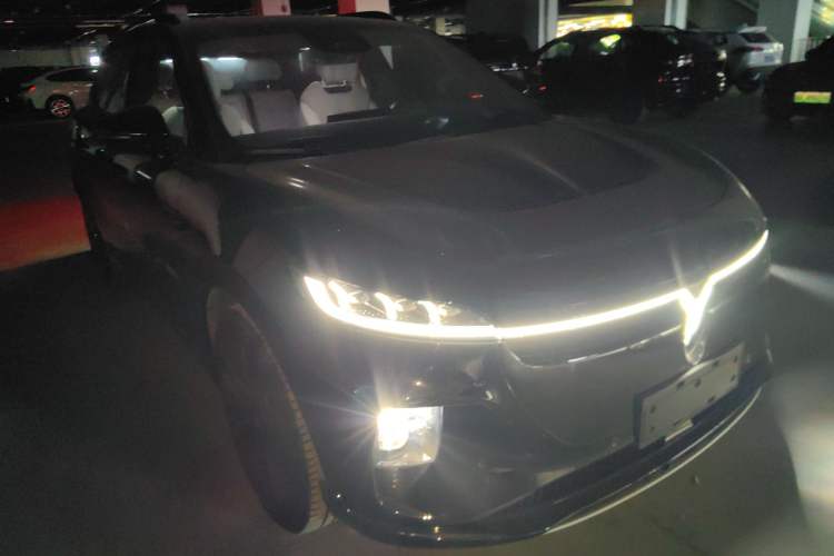 Used VOYAH COURAGE 2024 Long-Range Supercharge Edition Exterior 2