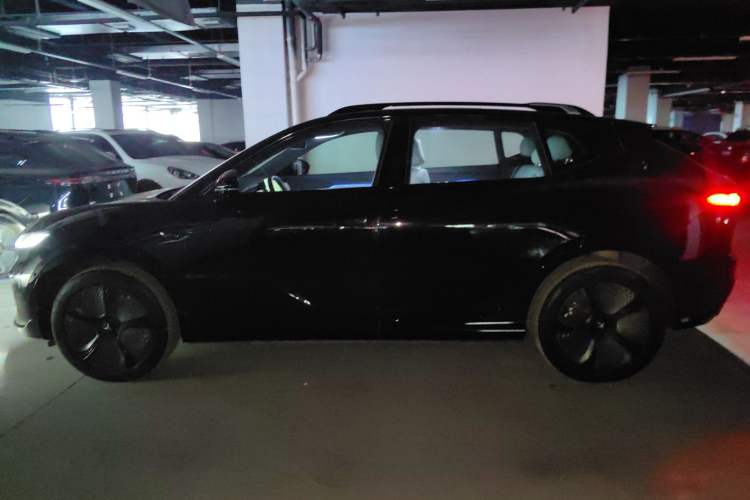Used VOYAH COURAGE 2024 Long-Range Supercharge Edition Exterior 3
