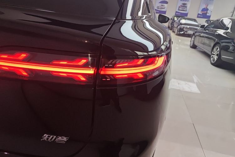 Used VOYAH COURAGE 2024 Long-Range Supercharge Edition Exterior 3