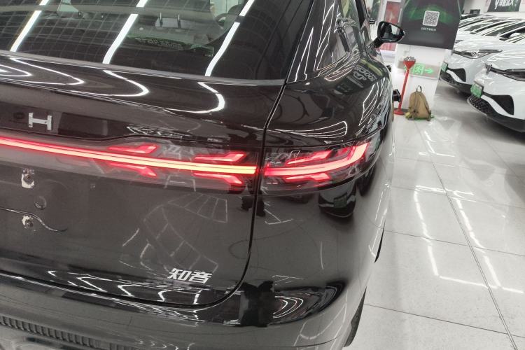 Used VOYAH COURAGE 2024 Long-Range Supercharge Edition Exterior 3