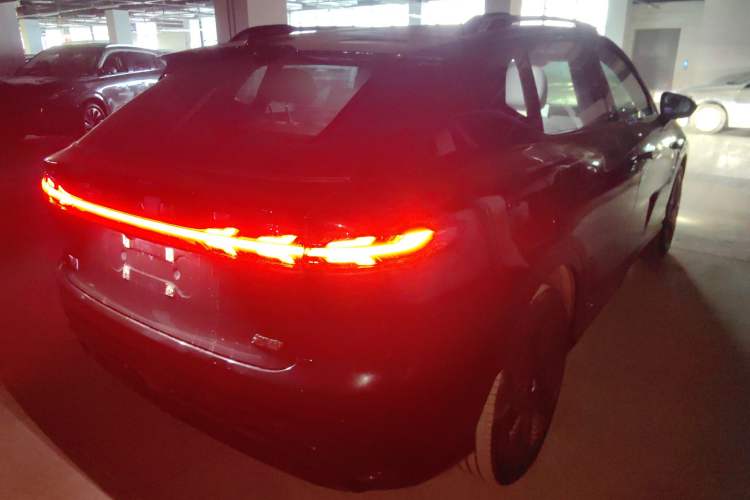 Used VOYAH COURAGE 2024 Long-Range Supercharge Edition Exterior 5