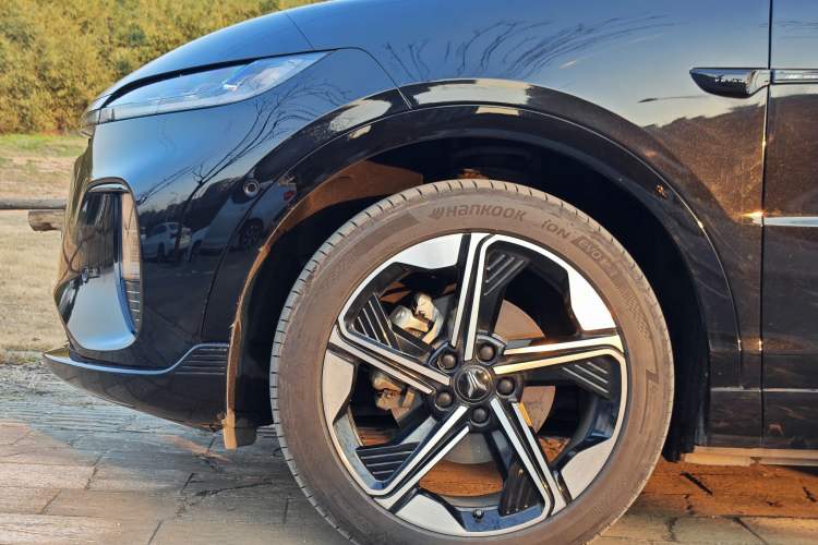Used VOYAH COURAGE 2024 Long-Range Supercharge Edition Exterior 6