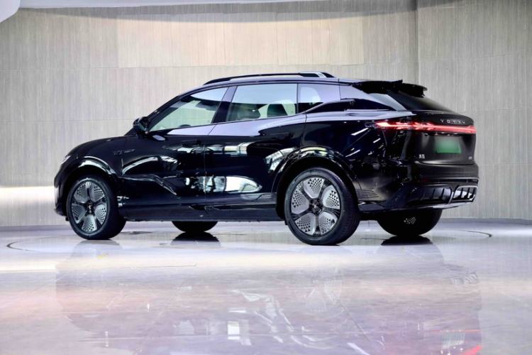 Used VOYAH COURAGE 2024 Long-Range Supercharge Edition Exterior 7