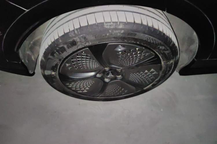 Used VOYAH COURAGE 2024 Long-Range Supercharge Edition Exterior 8