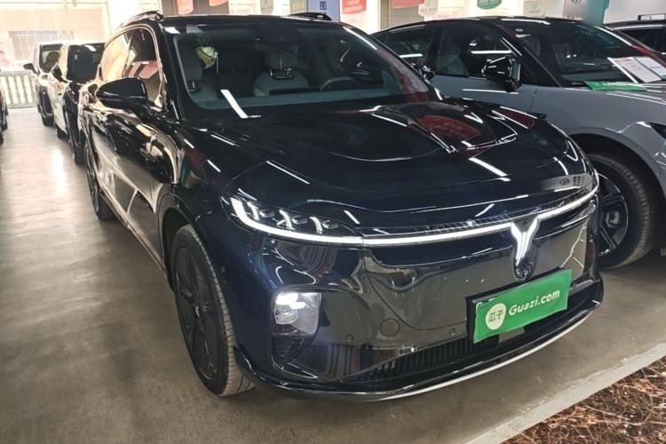 Used VOYAH COURAGE 2024 Long-Range Smart Edition Front Right 45 Deg