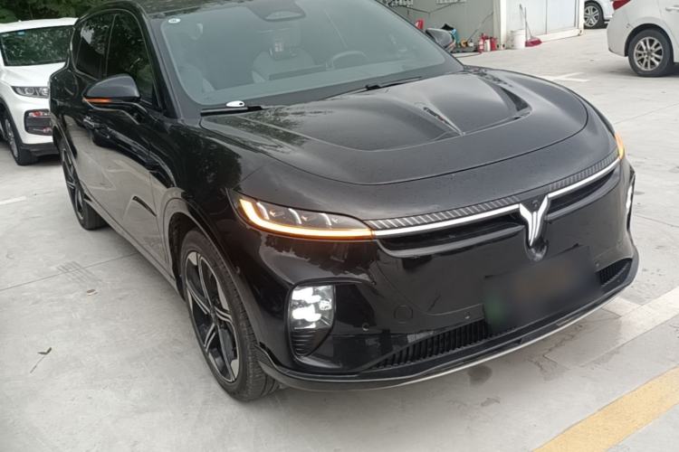 Used VOYAH COURAGE 2024 Long-Range Supercharge Edition Front Right 45 Deg