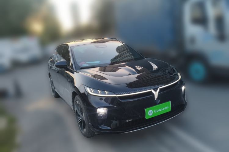 Used VOYAH COURAGE 2024 Long-Range Supercharge Edition Front Right 45 Deg