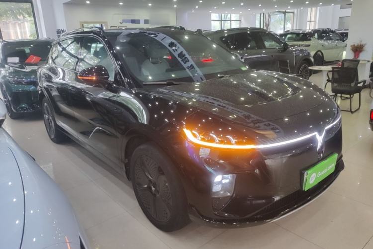Used VOYAH COURAGE 2024 Long-Range Supercharge Edition Front Right 45 Deg