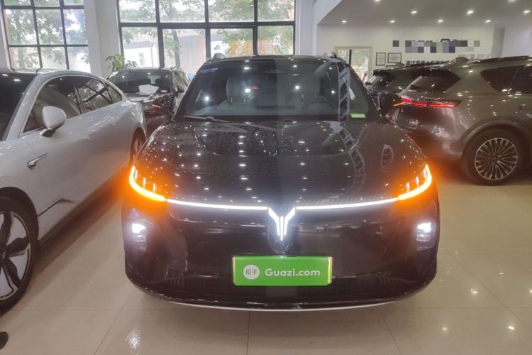 Used VOYAH COURAGE 2024 Long-Range Supercharge Edition Front