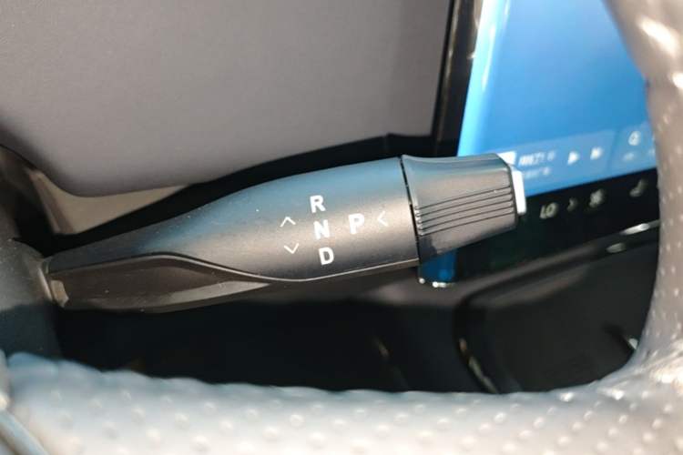 Used VOYAH COURAGE 2024 Long-Range Supercharge Edition Gear Lever
